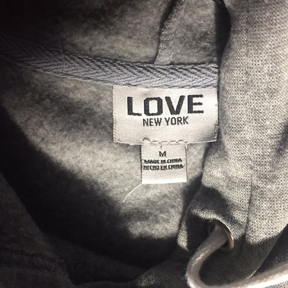 Red black and grey pull over sweater - Picture 3 of 3